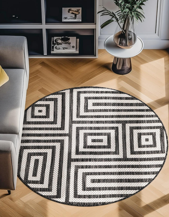 Black and White 7' 10 x 7' 10 Outdoor Modern Round Area Rug Weather Resistant for Patio, Deck, Terrace, Balcony, Porch 100% Polypropylene Modern Outside Carpet for Sale at Rug Engine