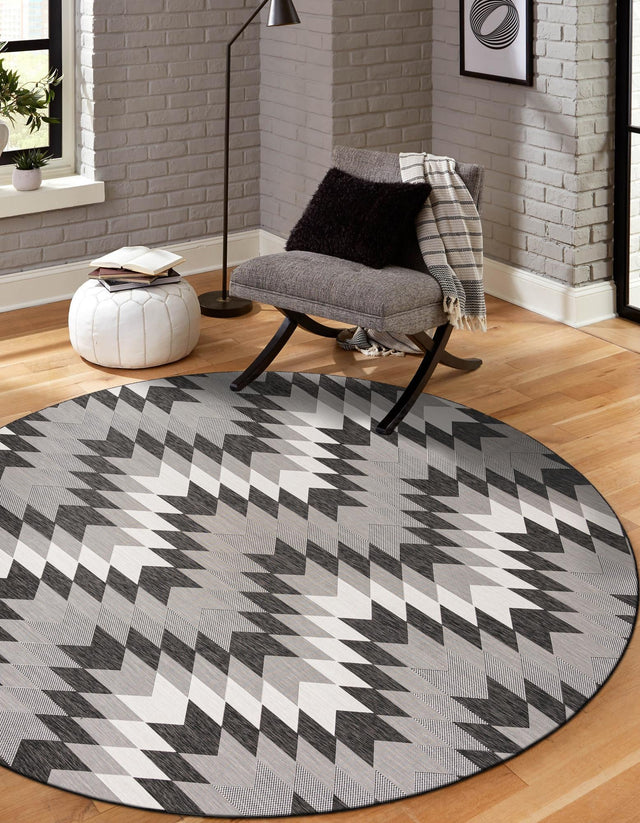 Black and White 10' x 10' Outdoor Modern Round Area Rug Weather Resistant for Patio, Deck, Terrace, Balcony, Porch 100% Polypropylene Modern Outside Carpet for Sale at Rug Engine