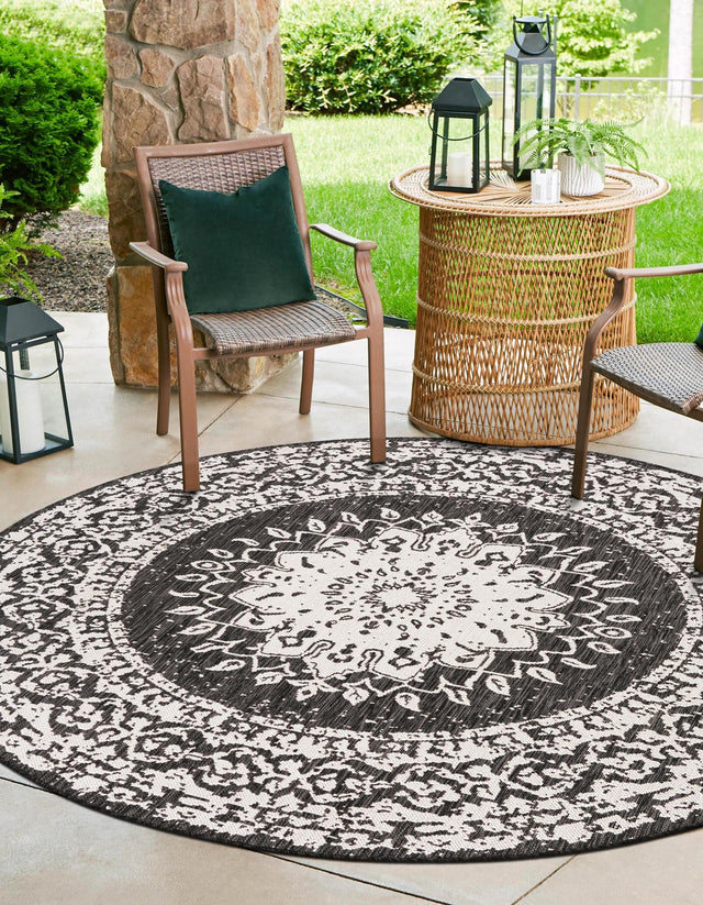 Black and White 3' 1 x 3' 1 Outdoor Traditional Round Area Rug Weather Resistant for Patio, Deck, Terrace, Balcony, Porch Classical Design Outside Carpet for Sale at Rug Engine