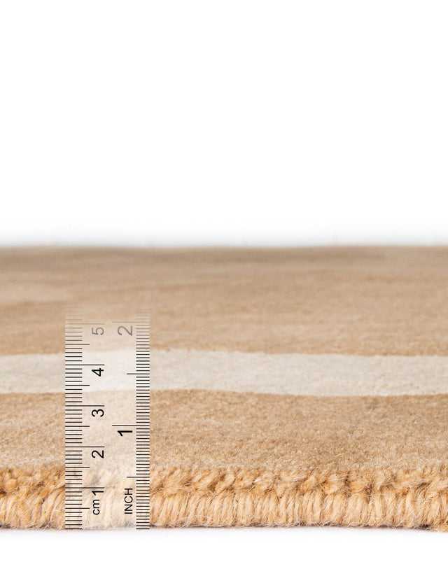 Latte Brown 5' 1 x 8' Jill Zarin Border Wool Rectangle Area Rug 80% Wool & 20% Cotton Hand Made Luxury All Natural Carpet for Interior Design for Sale at Rug Engine