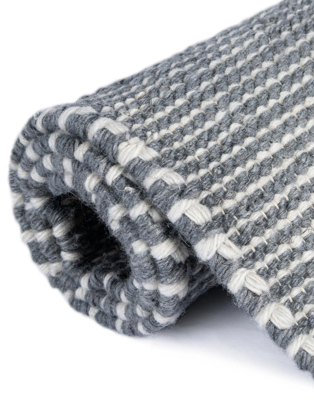 Silver Stars 7' 10 x 7' 10 Jill Zarin Palm Springs Outdoor Round Area Rug Weather Resistant for Patio, Deck, Terrace, Balcony, Porch Hand Made 100% PET Polyester Outside Carpet for Sale at Rug Engine