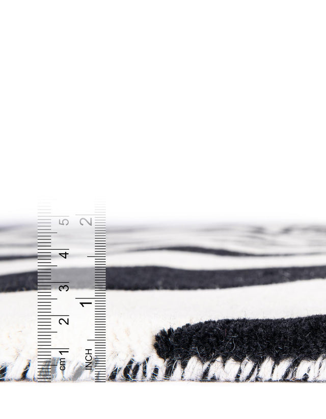 Black and White 7' 10 x 7' 10 Vortex Wool Square Area Rug Hand Tufted 100% Wool Pile & Cotton Backing All Natural Luxury 3D Carpet for Sale at Rug Engine