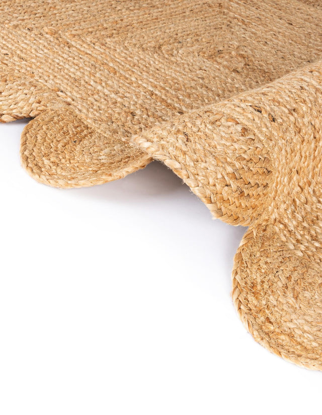 Natural 7' 10 x 7' 10 Scallop Braided Jute Square Area Rug Eco Friendly 100% Jute All Natural Durable Carpet for Affordable Unique Home Interiors for Sale at Rug Engine
