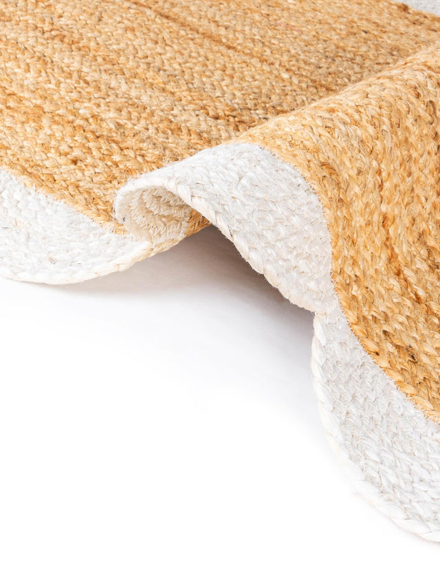 Natural and Ivory 4' 1 x 6' 1 Scallop Braided Jute Rectangle Area Rug