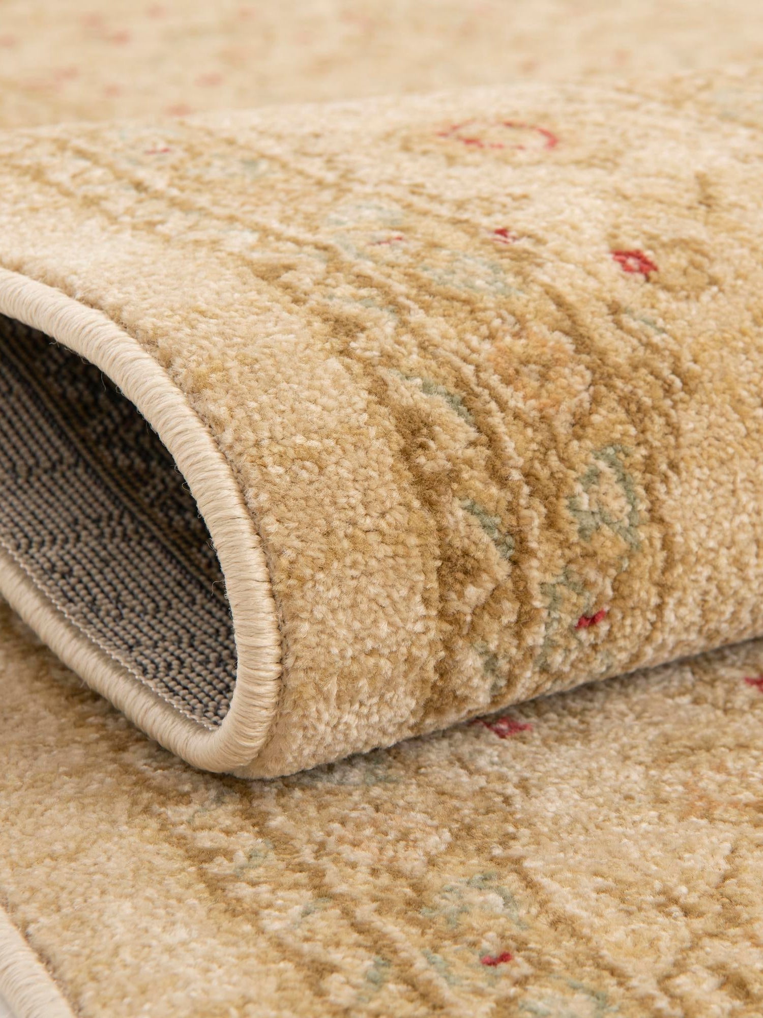 Cream 3' 3 x 5' 3 Edinburgh Rectangle Area Rug 100% Polypropylene Easy Clean With Cotton Backing Traditional Classic Design Carpet for Living, Dining Room, Office for Sale at Rug Engine