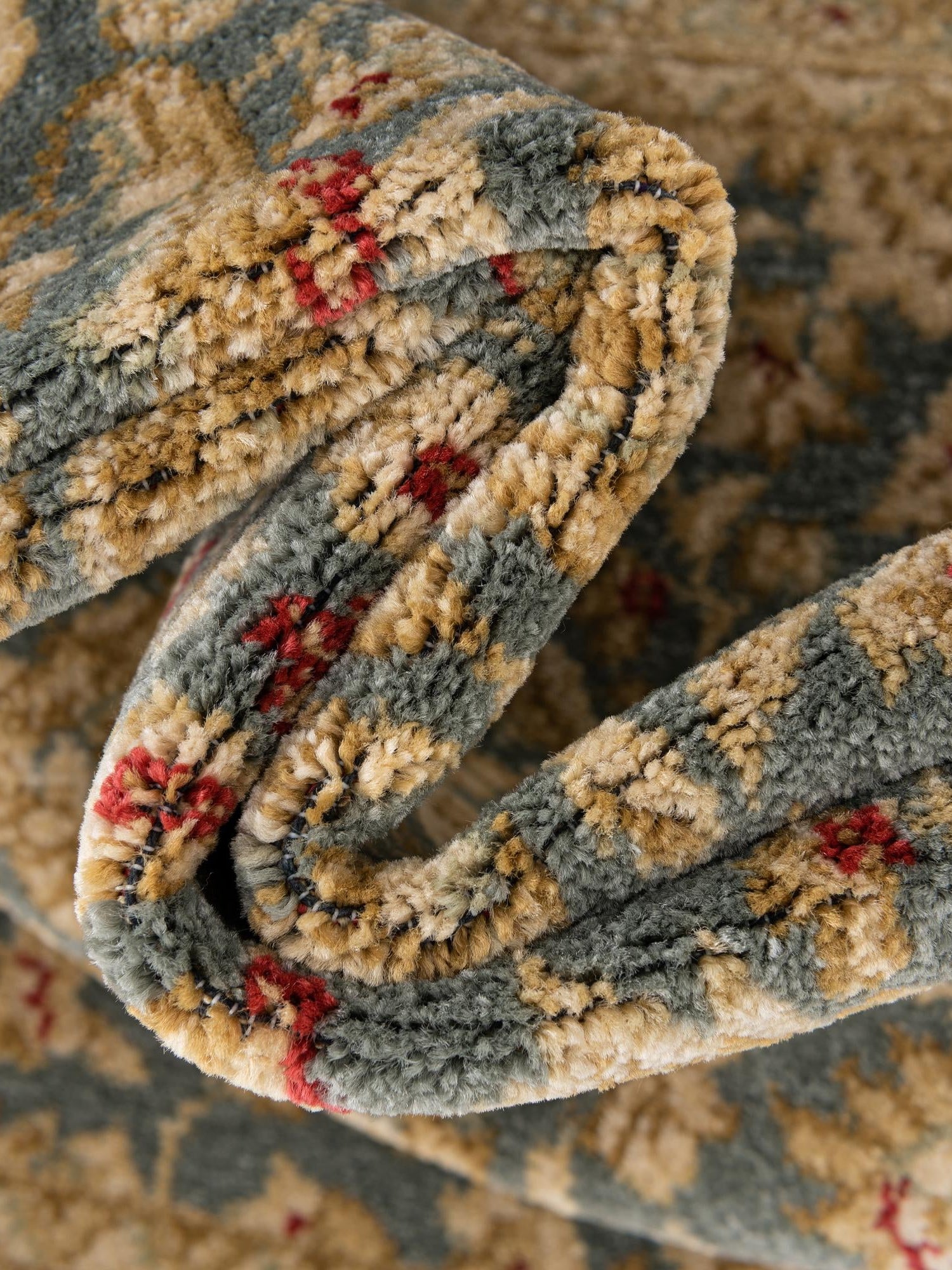 Blue 6' 1 x 6' 1 Edinburgh Round Area Rug 100% Polypropylene Easy Clean With Cotton Backing Traditional Classic Design Carpet for Living, Dining Room, Office for Sale at Rug Engine