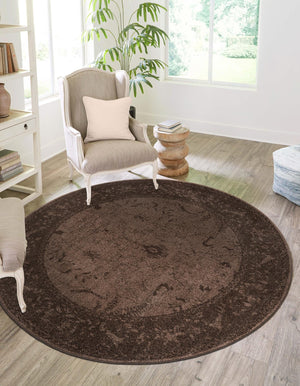Brown 7' 10 x 7' 10 La Jolla Round Area Rug 100% Polypropylene Traditional Pattern Easy Clean Carpet for Living, Dining, Bedroom, Office for Sale at Rug Engine