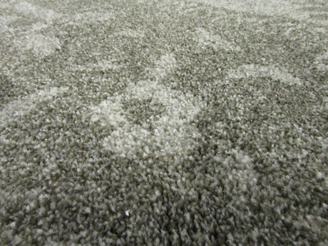 Light Gray 7' 10 x 7' 10 La Jolla Round Area Rug 100% Polypropylene Traditional Pattern Easy Clean Carpet for Living, Dining, Bedroom, Office for Sale at Rug Engine