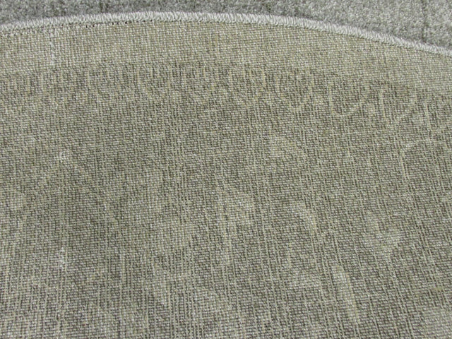 Light Gray 7' 10 x 7' 10 La Jolla Round Area Rug 100% Polypropylene Traditional Pattern Easy Clean Carpet for Living, Dining, Bedroom, Office for Sale at Rug Engine