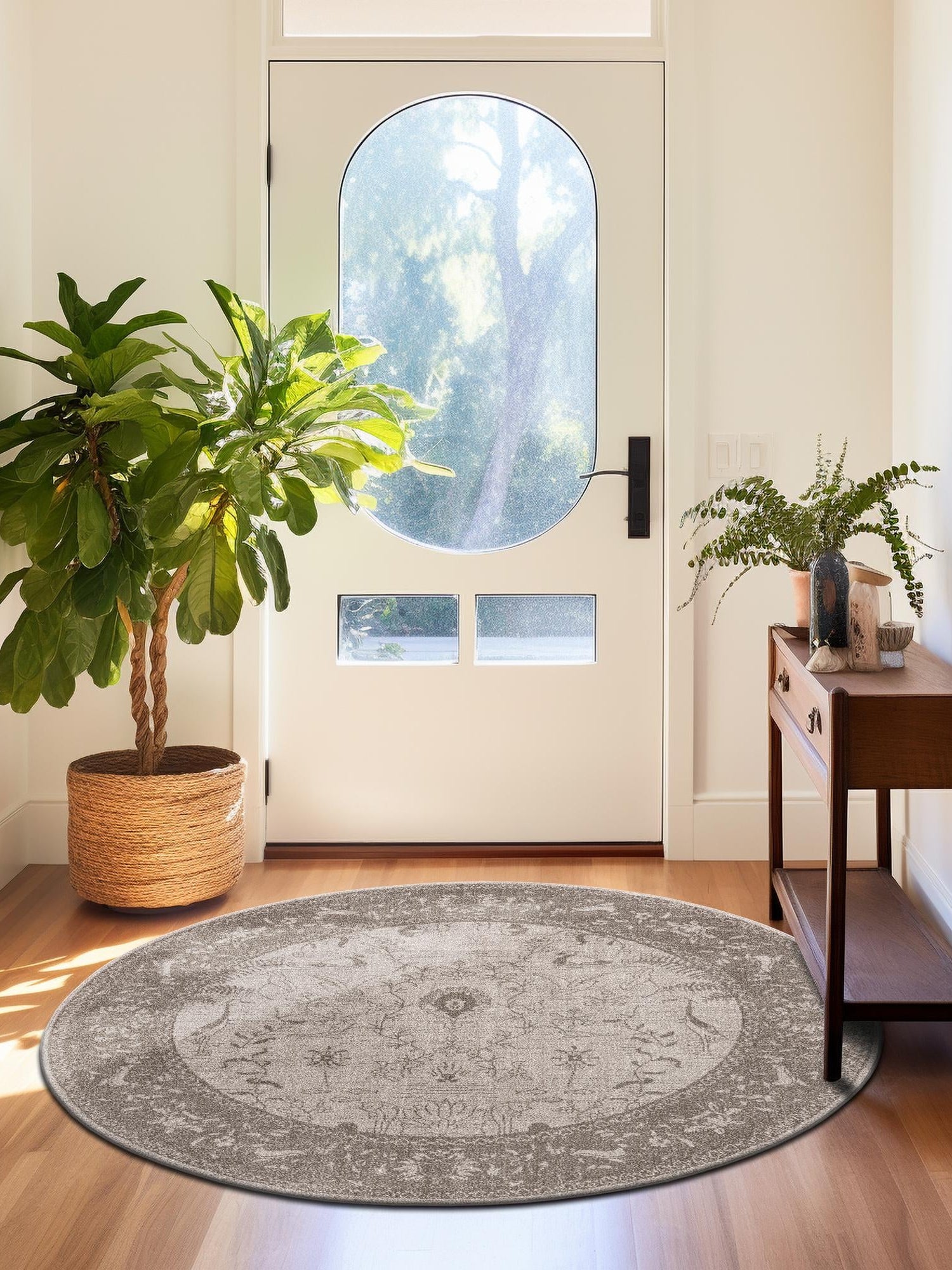 Light Gray 6' 1 x 6' 1 La Jolla Round Area Rug 100% Polypropylene Traditional Pattern Easy Clean Carpet for Living, Dining, Bedroom, Office for Sale at Rug Engine