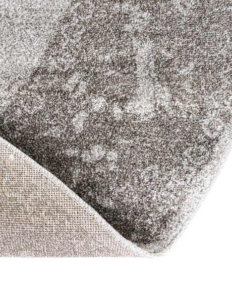 Light Gray 7' 10 x 7' 10 La Jolla Round Area Rug 100% Polypropylene Traditional Pattern Easy Clean Carpet for Living, Dining, Bedroom, Office for Sale at Rug Engine