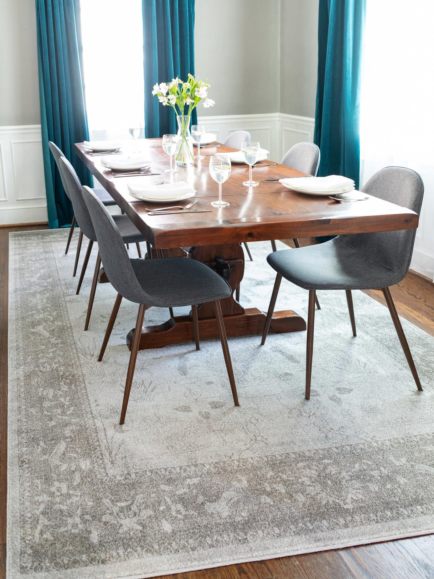 Light Gray 7' 1 x 10' La Jolla Rectangle Area Rug 100% Polypropylene Traditional Pattern Easy Clean Carpet for Living, Dining, Bedroom, Office for Sale at Rug Engine