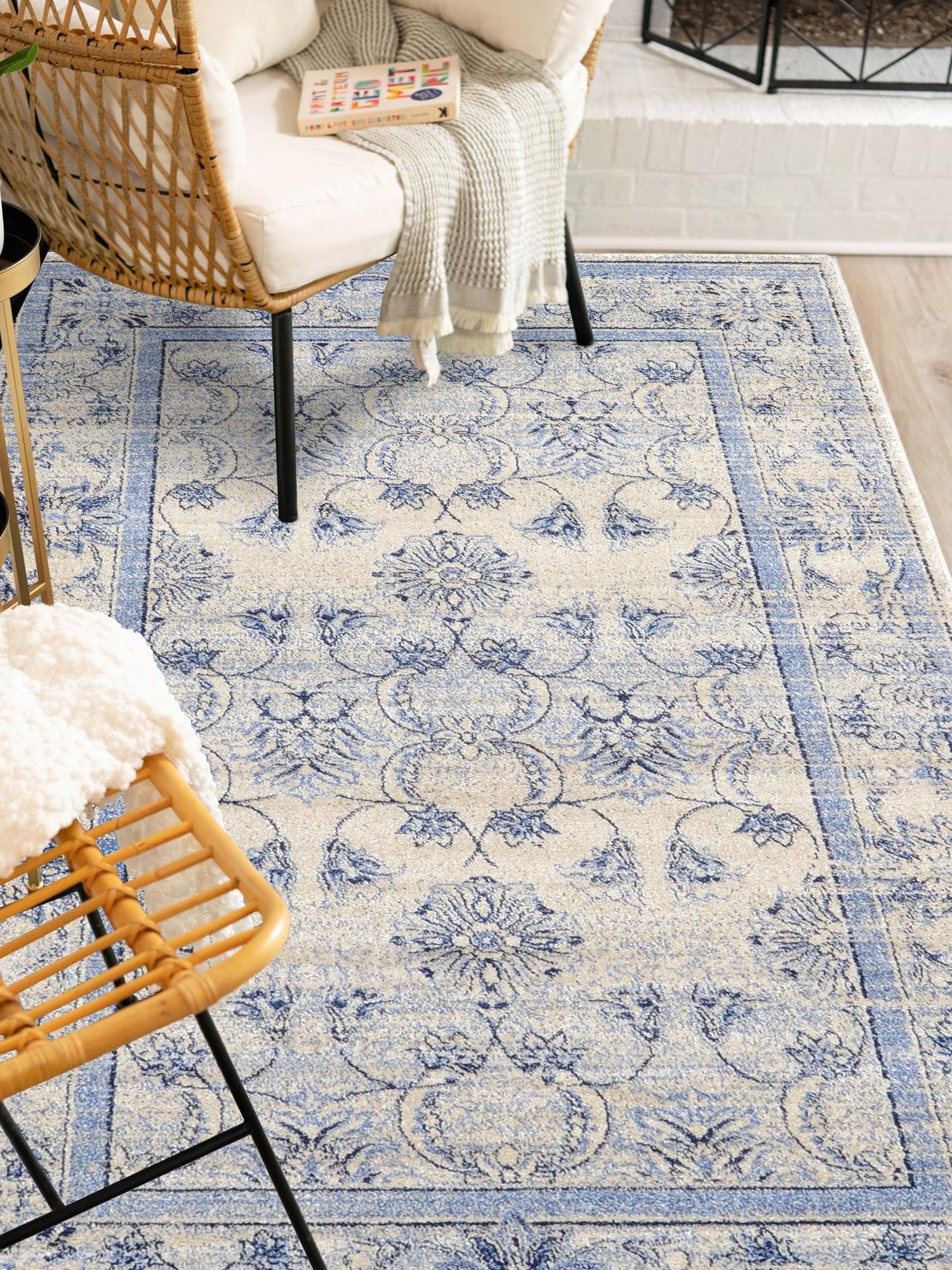 Ivory Blue 9' x 12' La Jolla Rectangle Area Rug 100% Polypropylene Traditional Pattern Easy Clean Carpet for Living, Dining, Bedroom, Office for Sale at Rug Engine