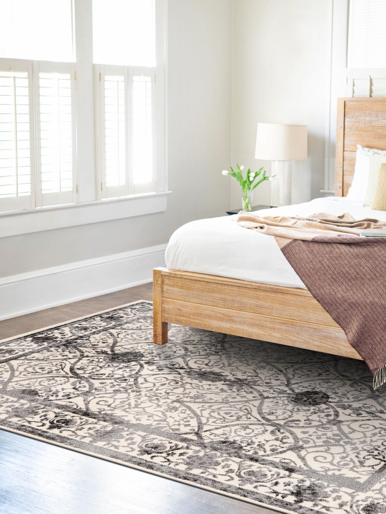Ivory and Gray 6' 1 x 9' La Jolla Rectangle Area Rug 100% Polypropylene Traditional Pattern Easy Clean Carpet for Living, Dining, Bedroom, Office for Sale at Rug Engine