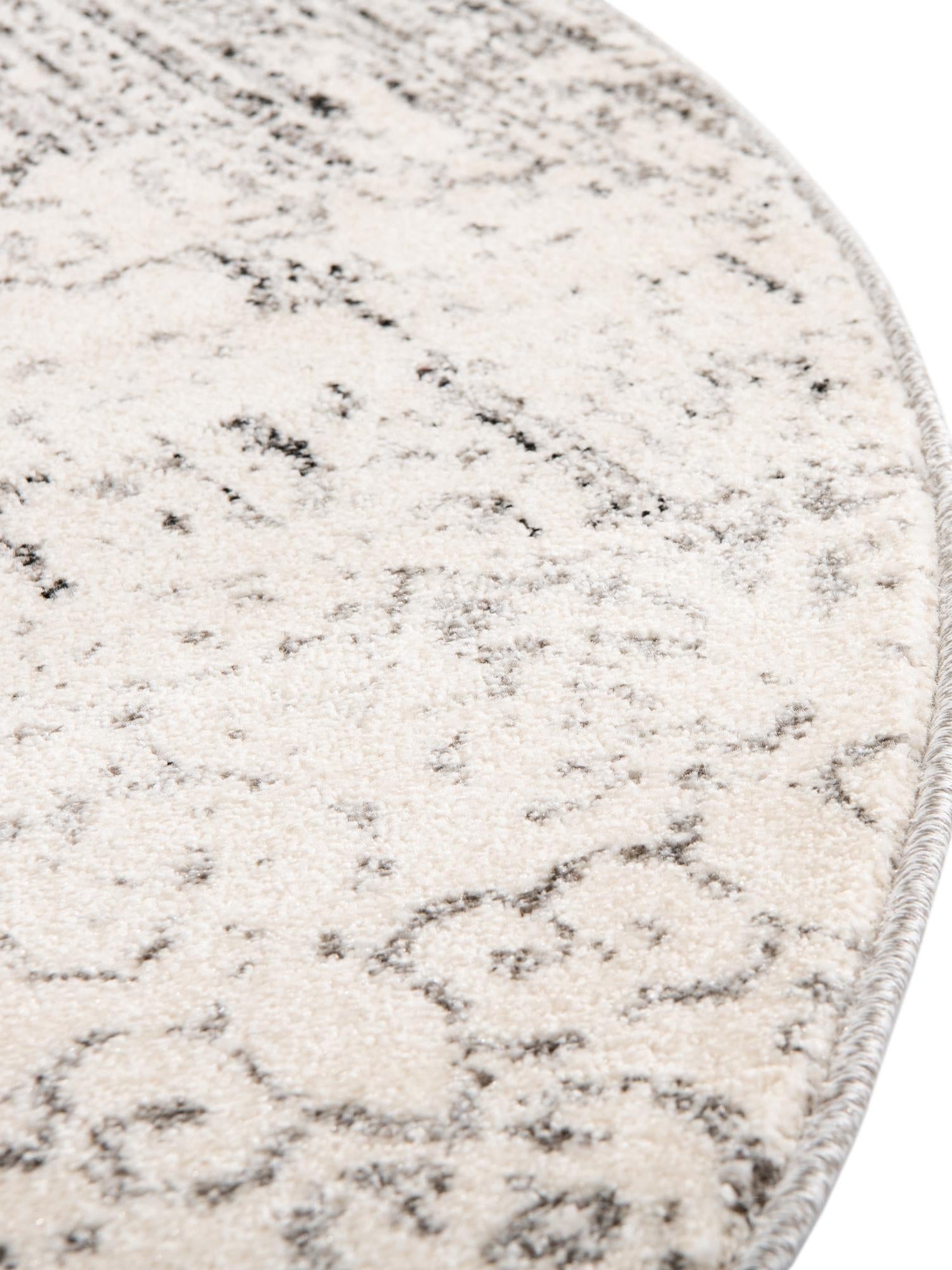 Gray 7' 10 x 7' 10 Del Mar Round Area Rug 100% Polypropylene Easy Clean Stain Resistant Vivid Modern Carpet Mat for Home Decor Interior Designing for Sale at Rug Engine