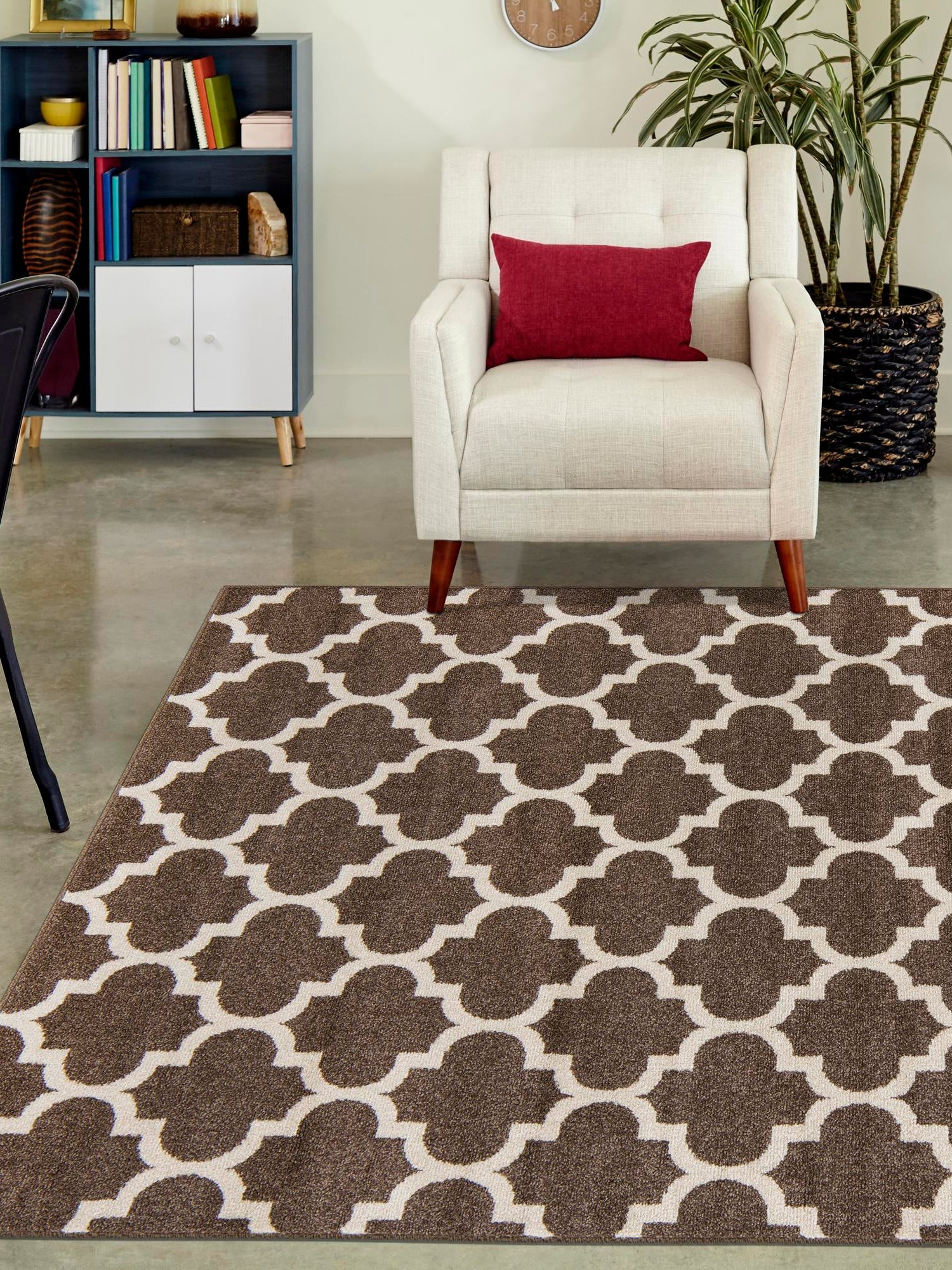 Brown 7' 10 x 10' Trellis Rectangle Area Rug