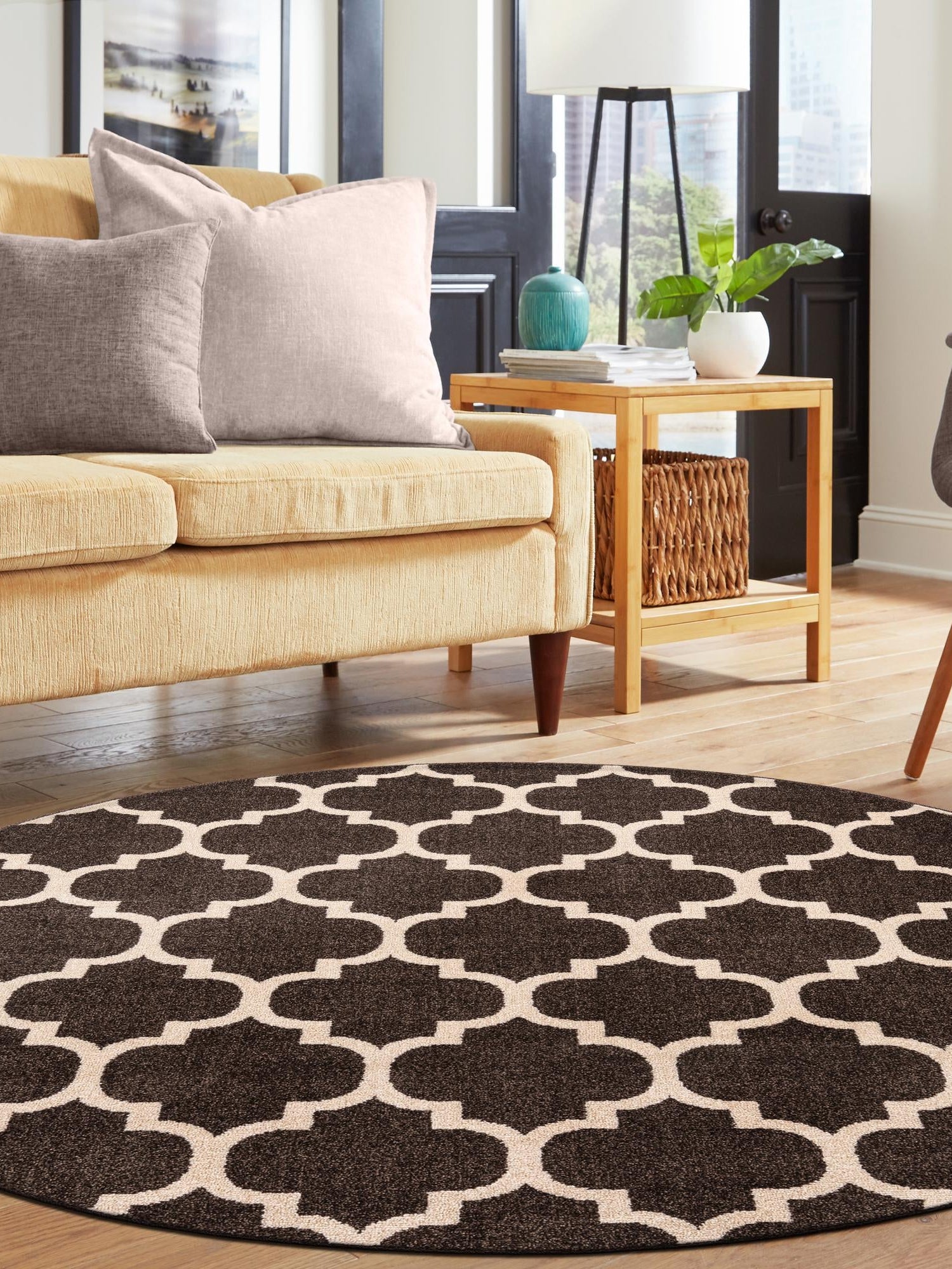 Chocolate Brown 6' 1 x 6' 1 Trellis Round Area Rug