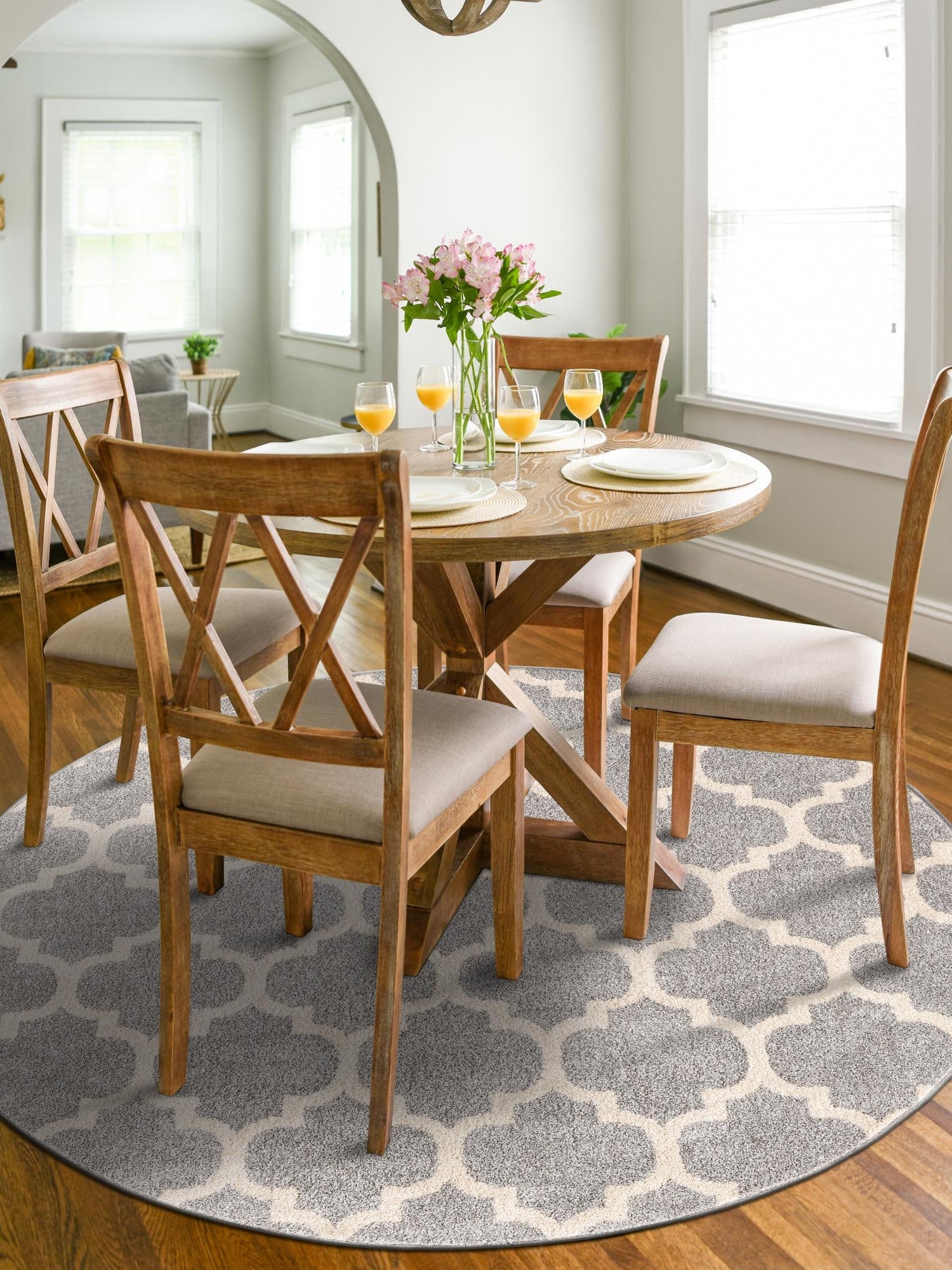 Light Gray 12' 2 x 12' 2 Trellis Round Area Rug