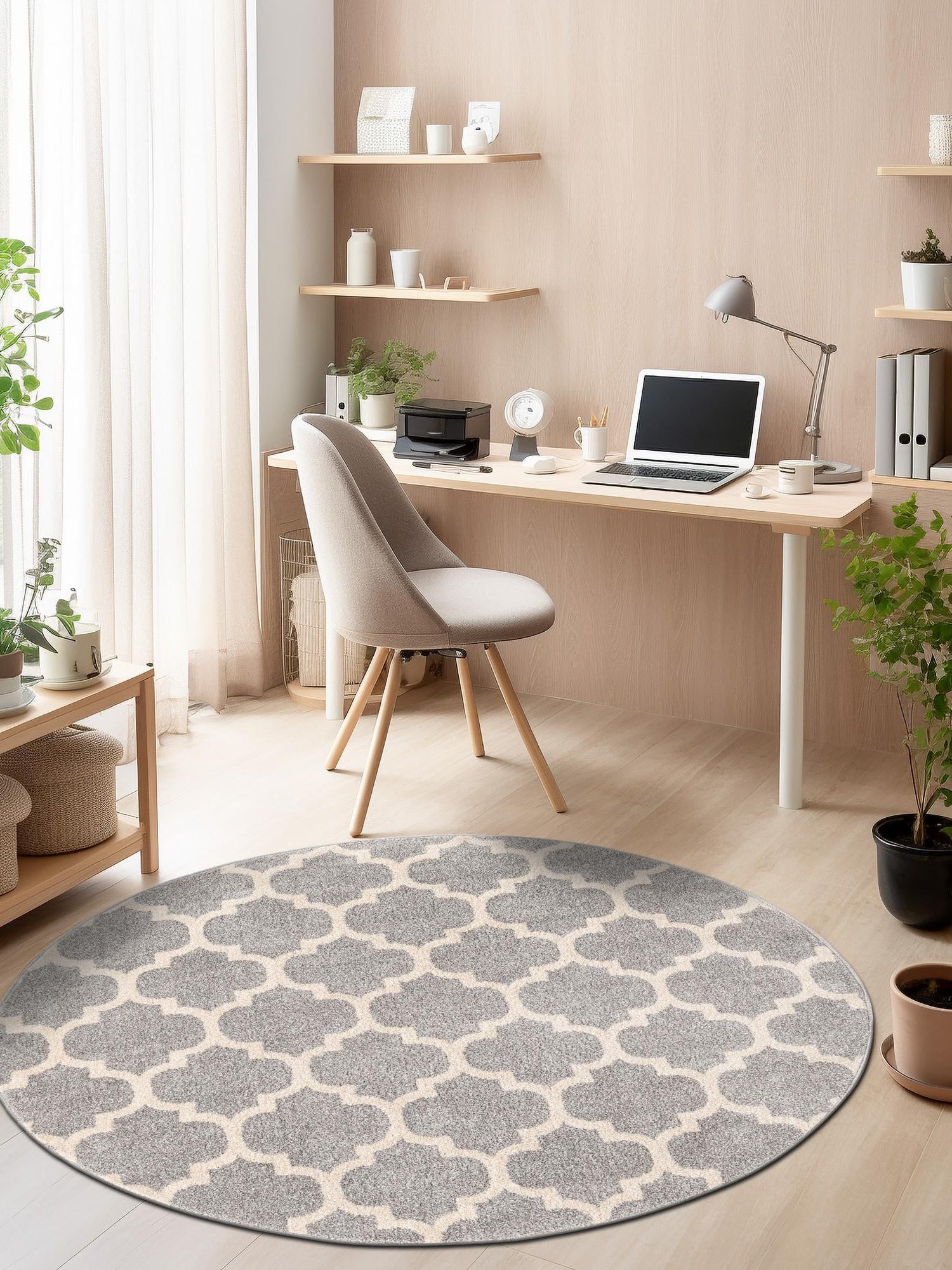 Light Gray 3' 1 x 3' 1 Trellis Round Area Rug