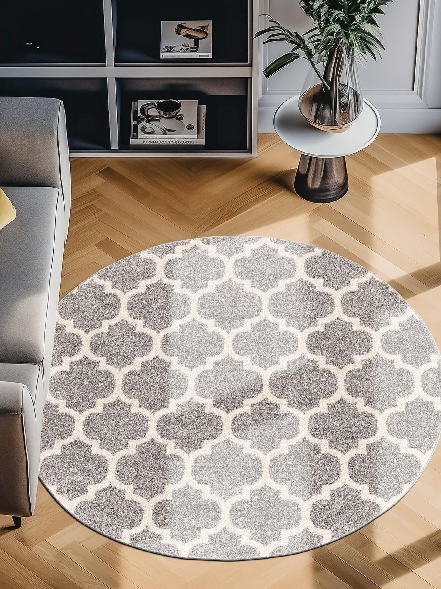 Dark Gray 6' 1 x 6' 1 Trellis Round Area Rug