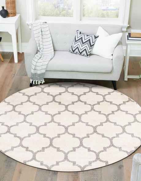 Beige and Gray 7' 10 x 7' 10 Trellis Round Area Rug