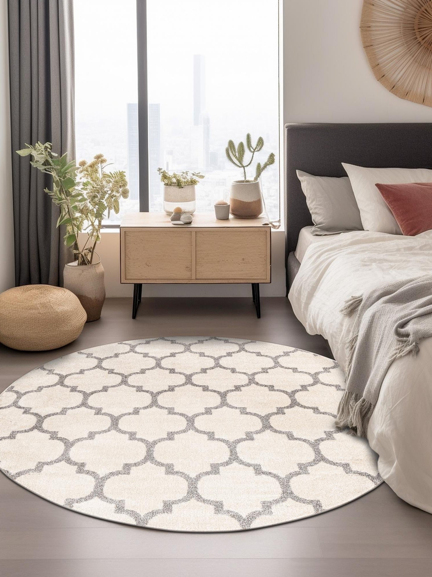 Beige and Gray 3' 1 x 3' 1 Trellis Round Area Rug
