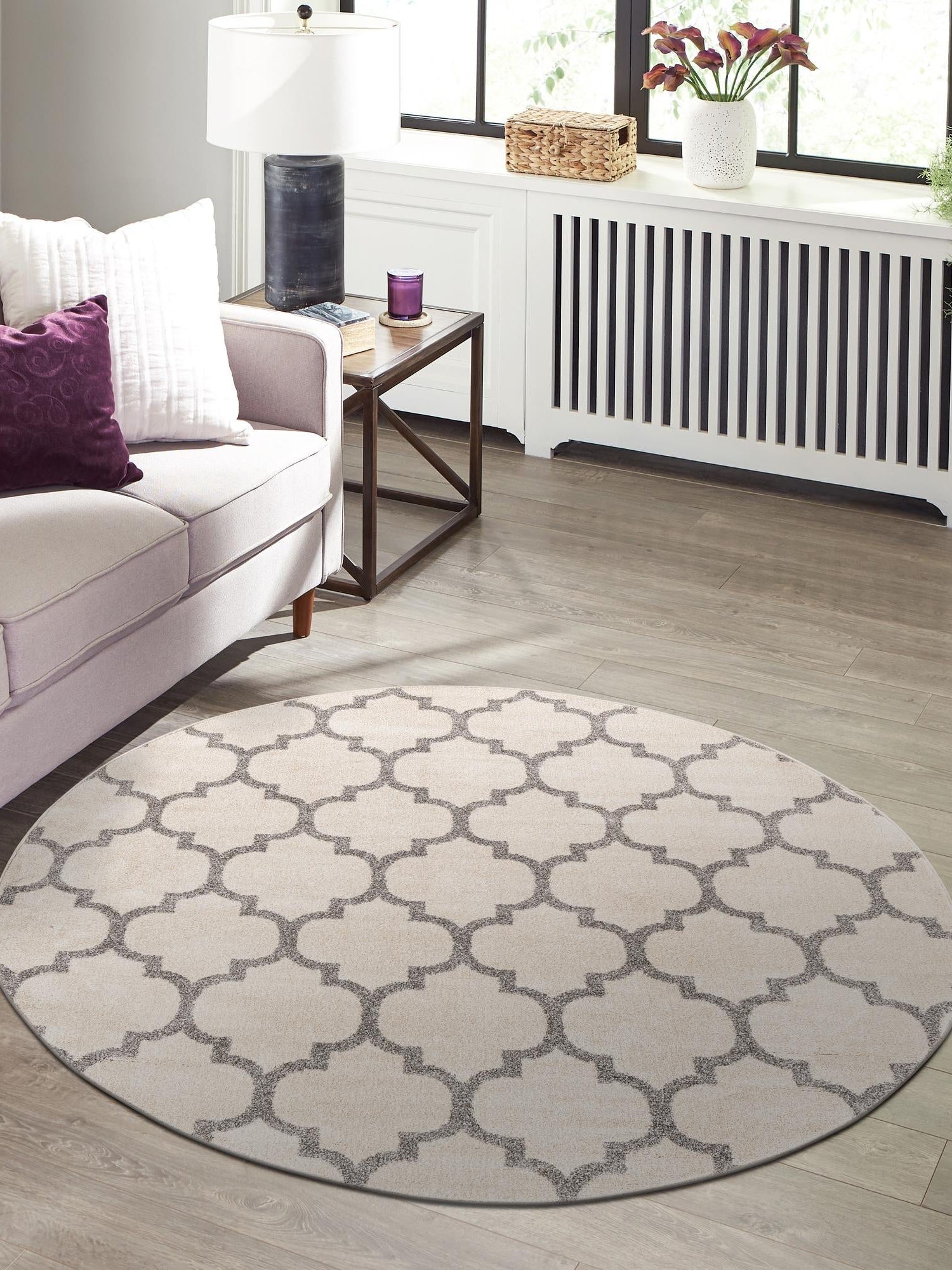 Beige and Gray 6' 1 x 6' 1 Trellis Round Area Rug