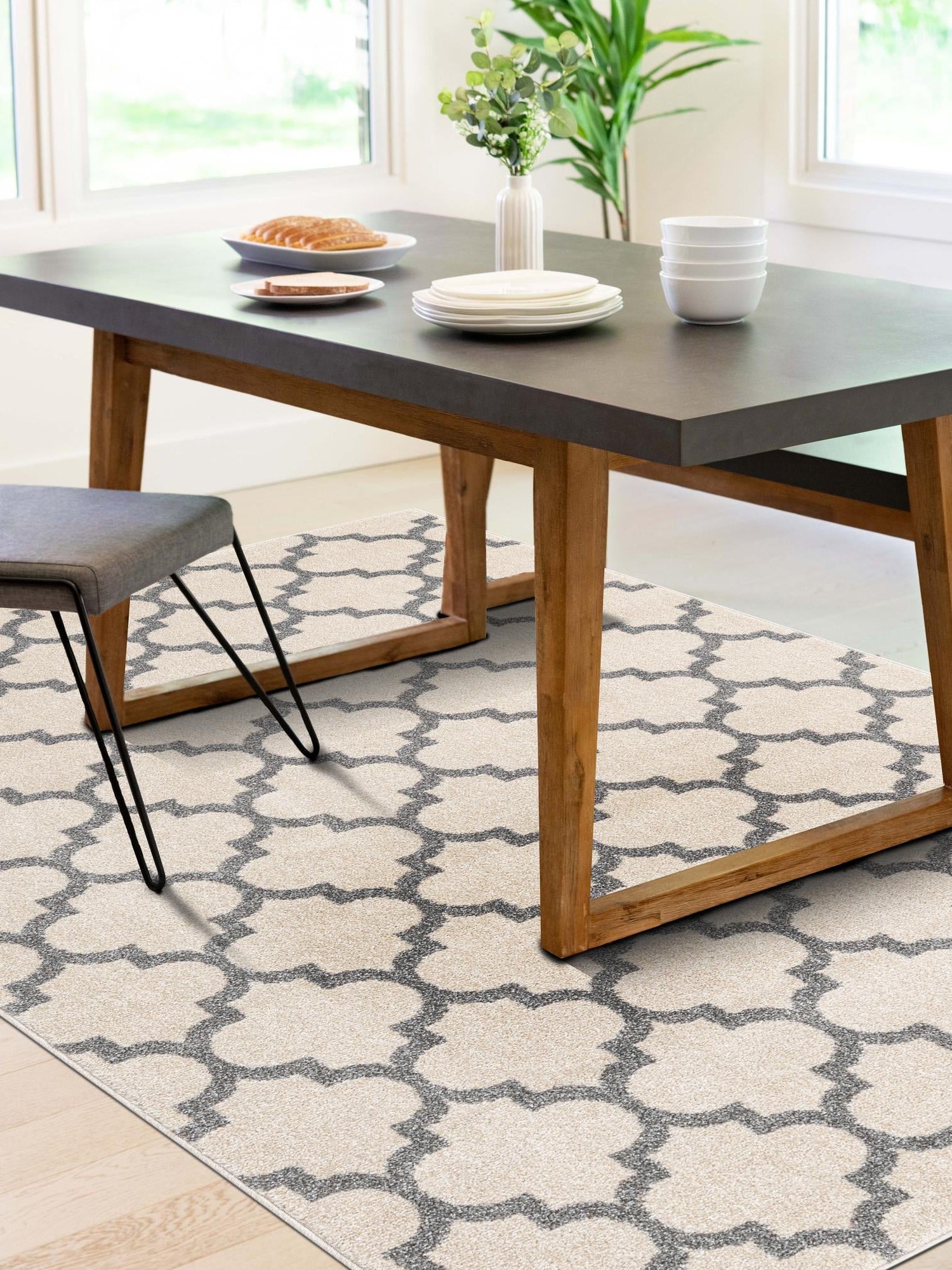 Beige and Gray 7' 10 x 11' Trellis Rectangle Area Rug