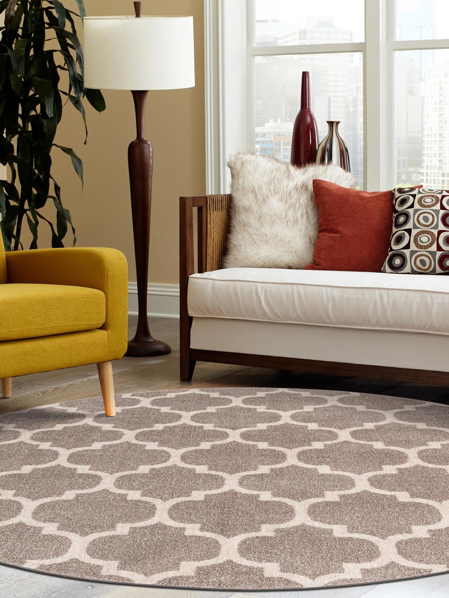 Light Brown 6' 1 x 6' 1 Trellis Round Area Rug