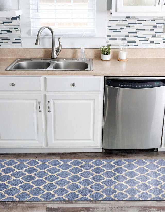 Light Blue 2' x 6' 1 Trellis Runner Area Rug