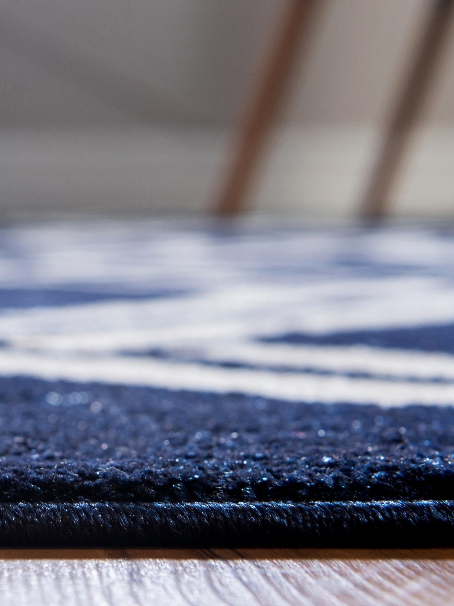 Navy Blue 3' 3 x 3' 3 Trellis Round Area Rug