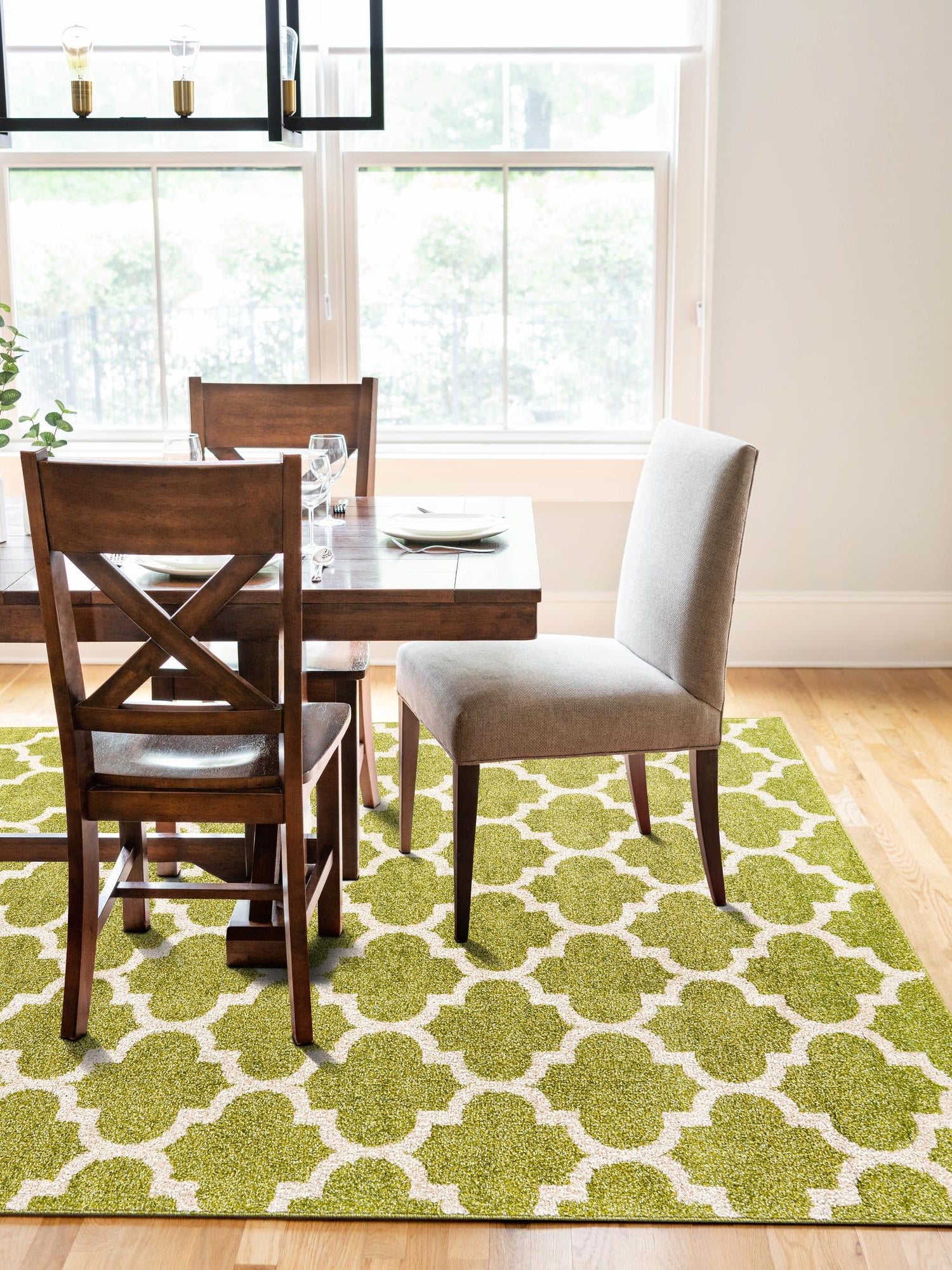 Light Green 7' 1 x 10' Trellis Rectangle Area Rug