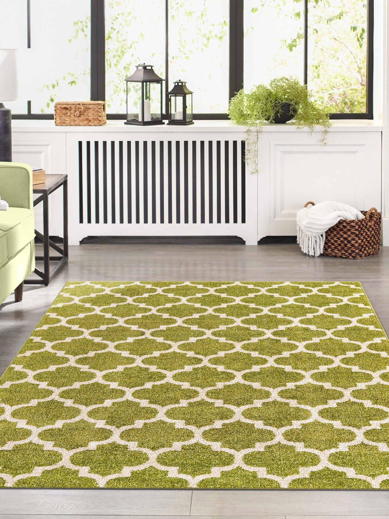 Light Green 2' x 3' 1 Trellis Rectangle Area Rug