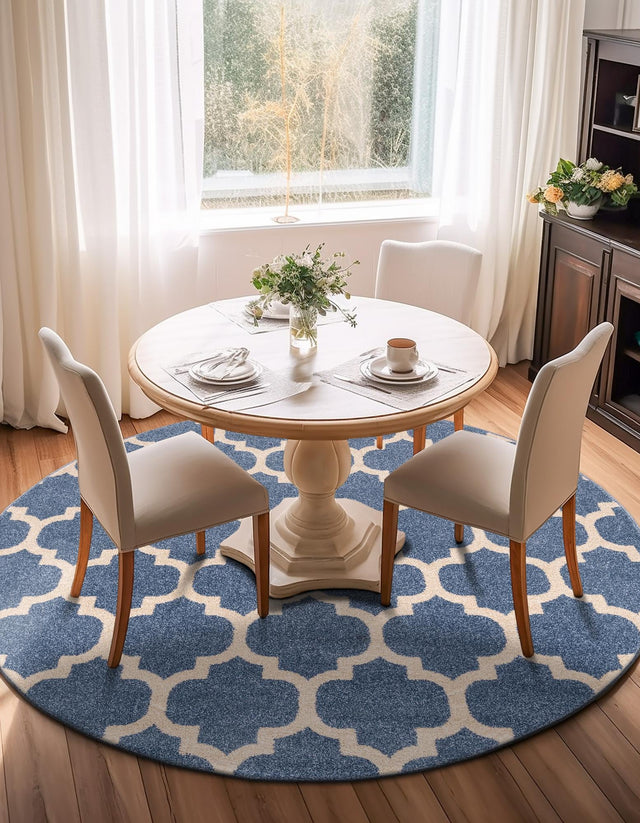 Light Blue 7' 10 x 7' 10 Trellis Round Area Rug
