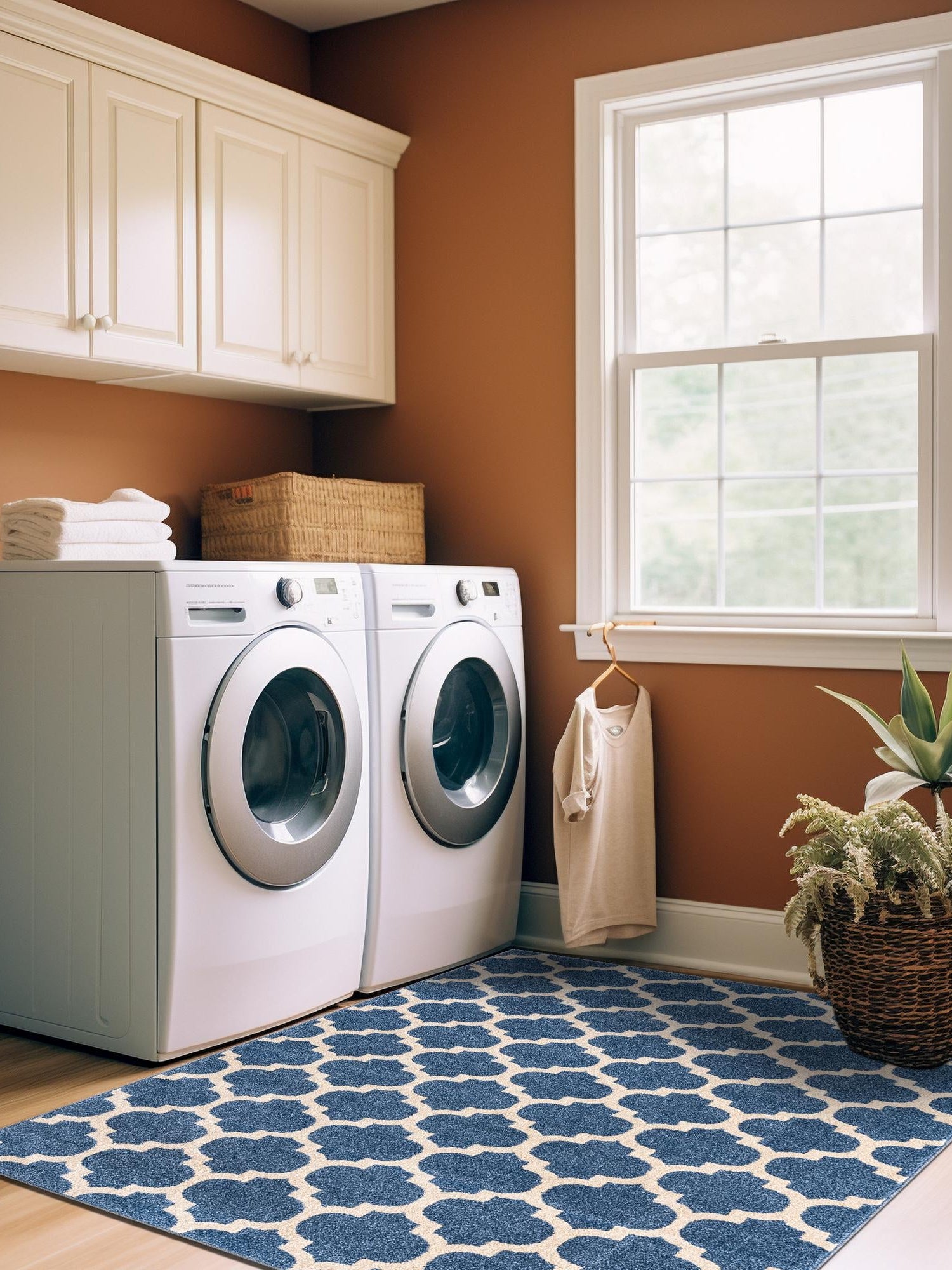 Light Blue 6' 1 x 9' Trellis Rectangle Area Rug