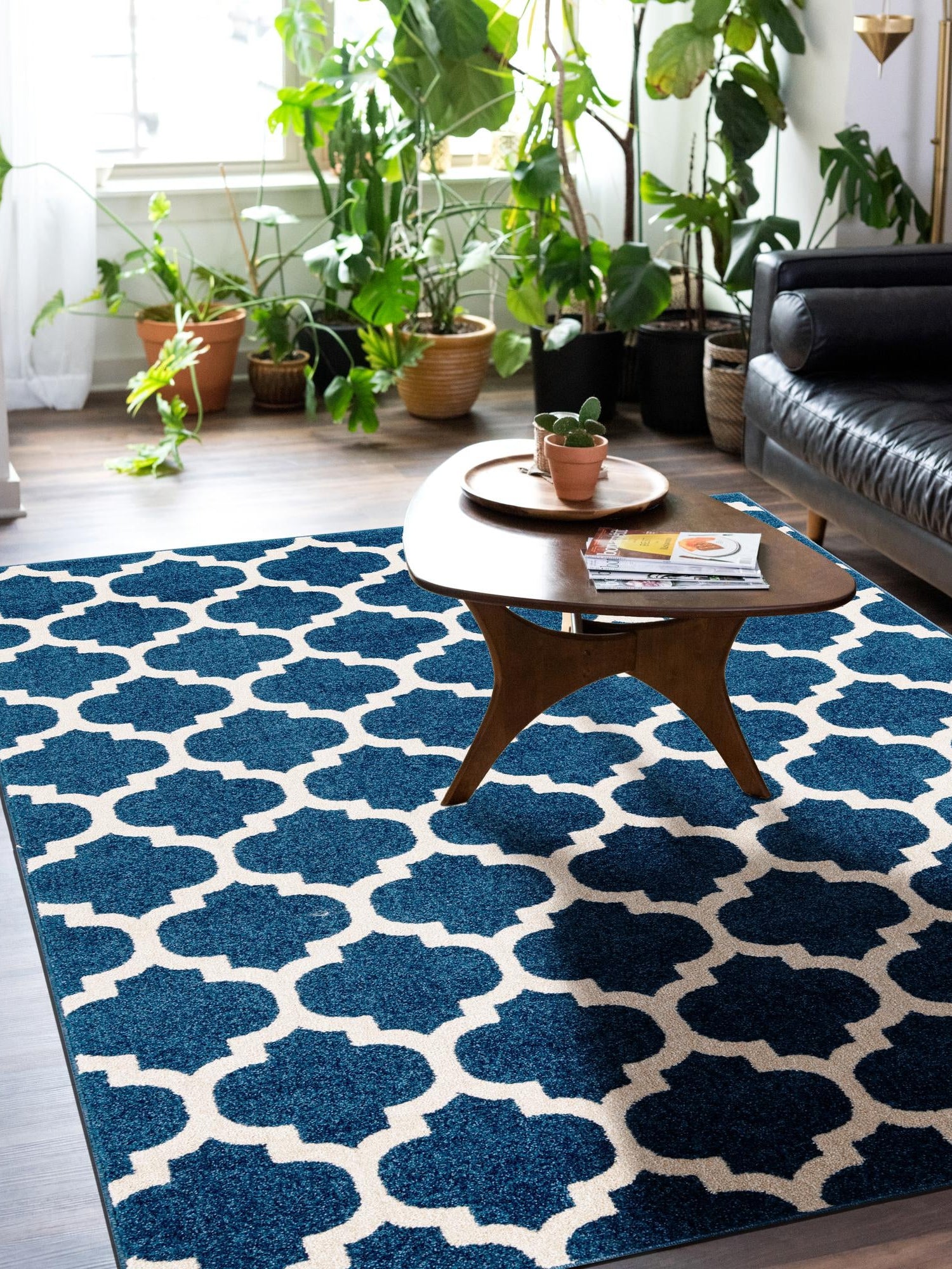 Dark Blue 6' 1 x 9' Trellis Rectangle Area Rug