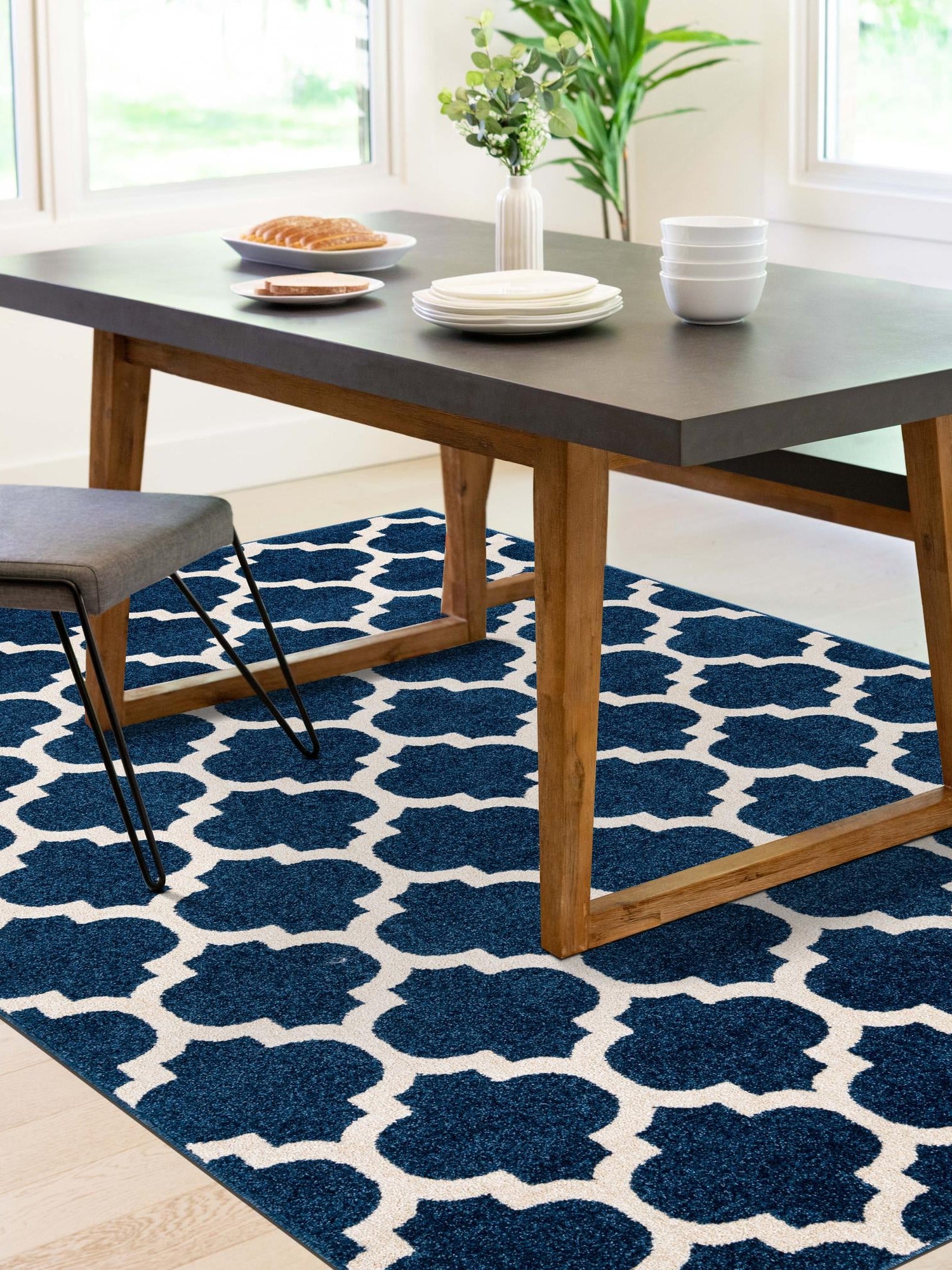 Dark Blue 3' 1 x 5' 3 Trellis Rectangle Area Rug