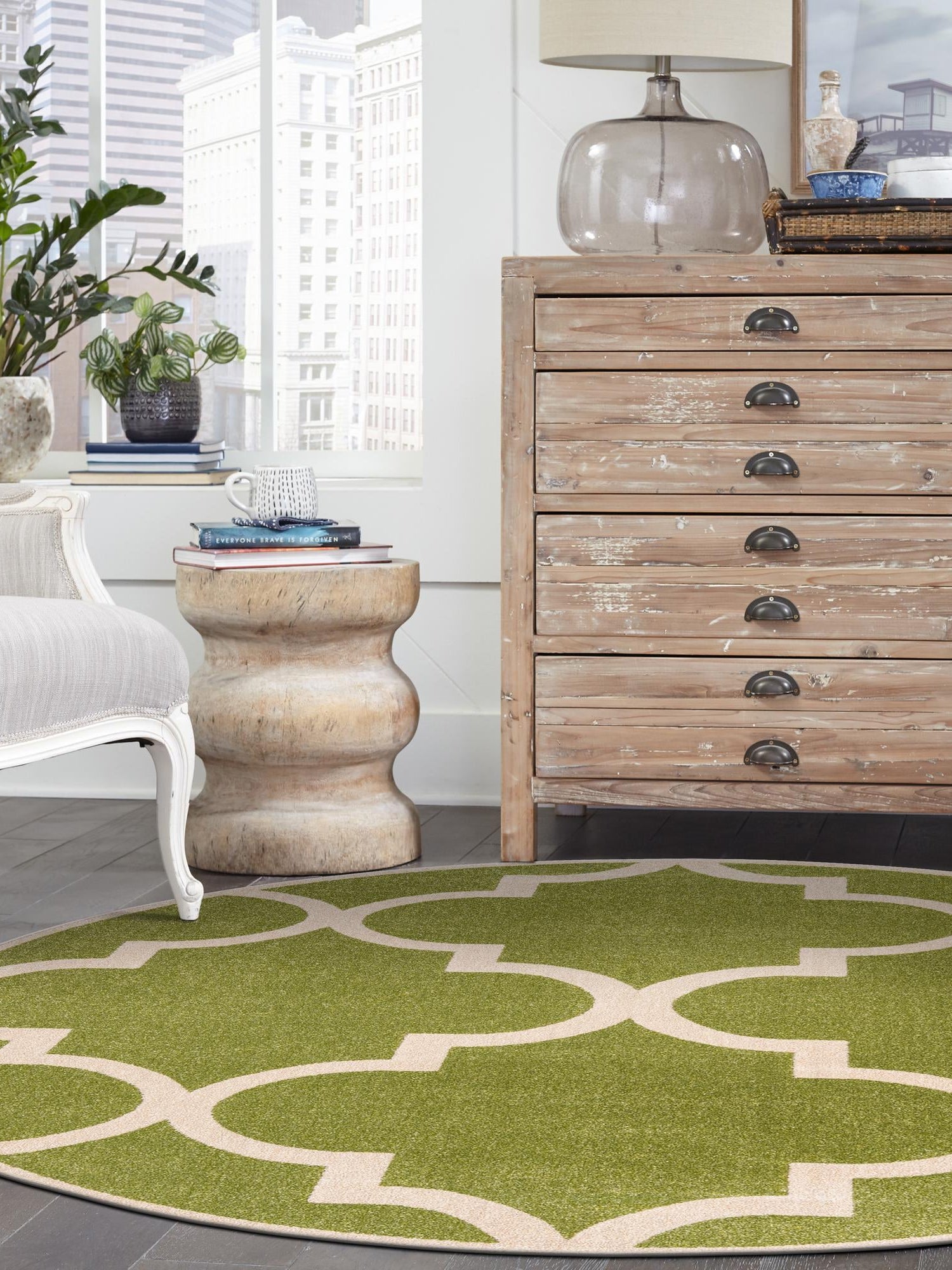 Green 6' 1 x 6' 1 Trellis Round Area Rug