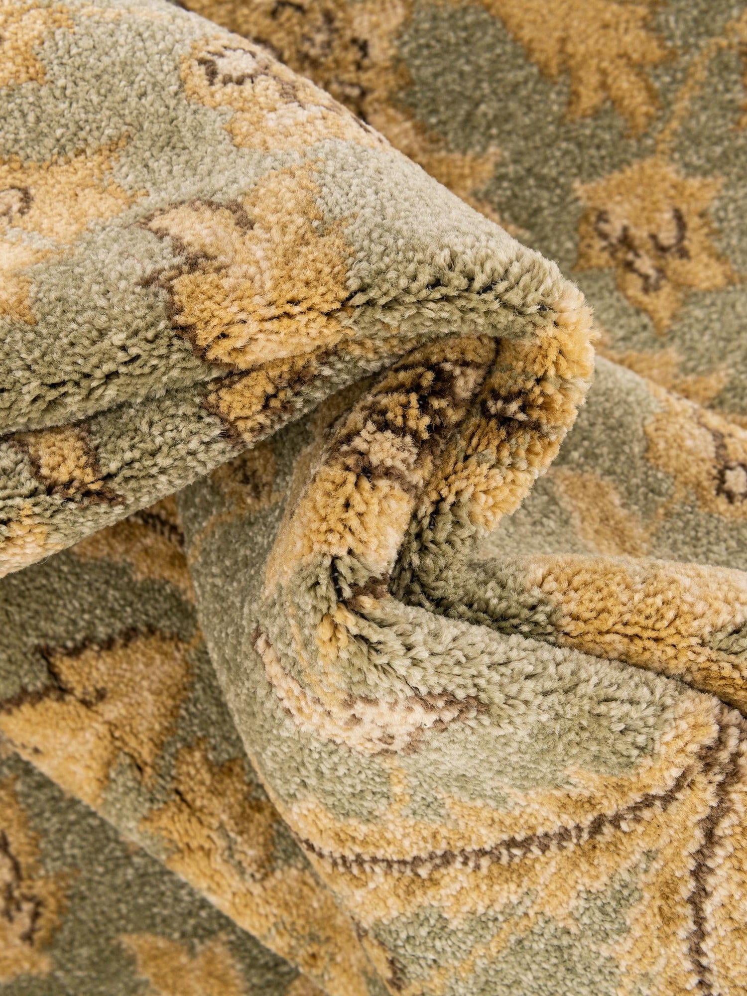 Light Green 8' x 11' Edinburgh Rectangle Area Rug 100% Polypropylene Easy Clean With Cotton Backing Traditional Classic Design Carpet for Living, Dining Room, Office for Sale at Rug Engine