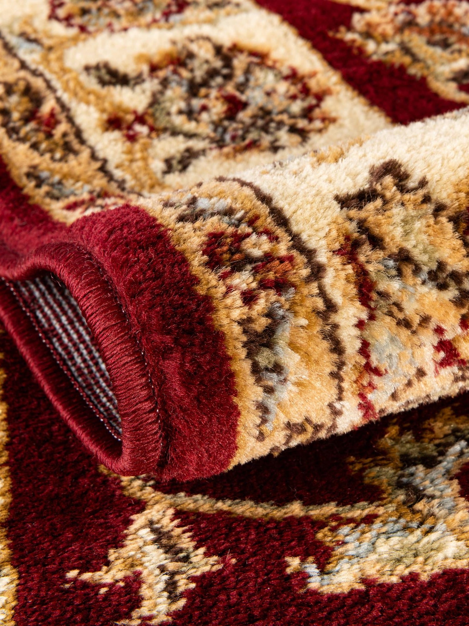 Red 4' 1 x 4' 1 Voyage Square Area Rug