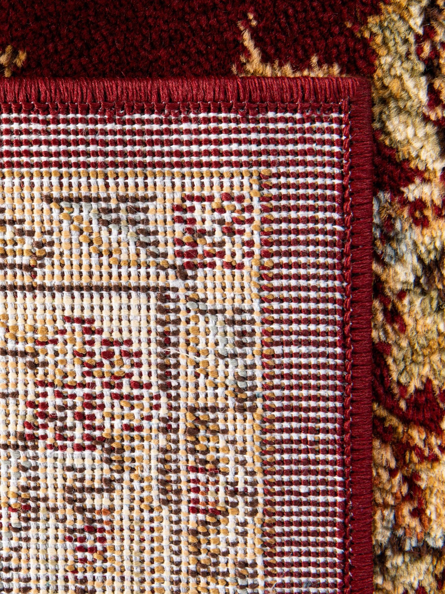 Red 7' 10 x 7' 10 Voyage Square Area Rug