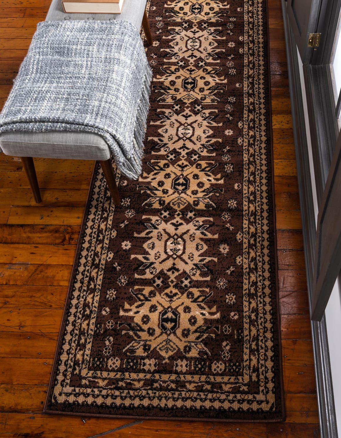Brown 2' 7 x 10' Taftan Runner Area Rug