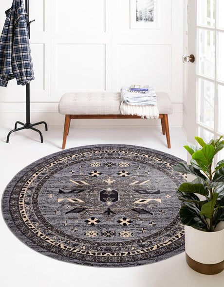 Gray 7' 10 x 7' 10 Taftan Round Area Rug