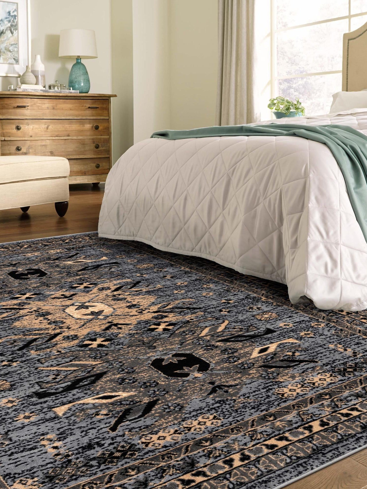 Gray 5' 3 x 8' Taftan Rectangle Area Rug