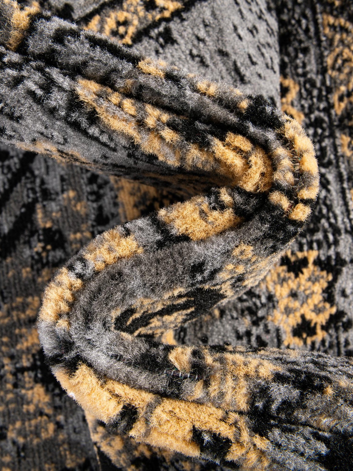 Gray 10' x 13' 1 Taftan Rectangle Area Rug