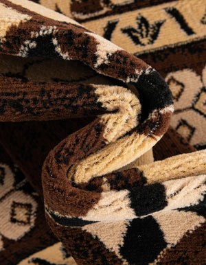 Brown 4' 1 x 6' 1 Taftan Rectangle Area Rug