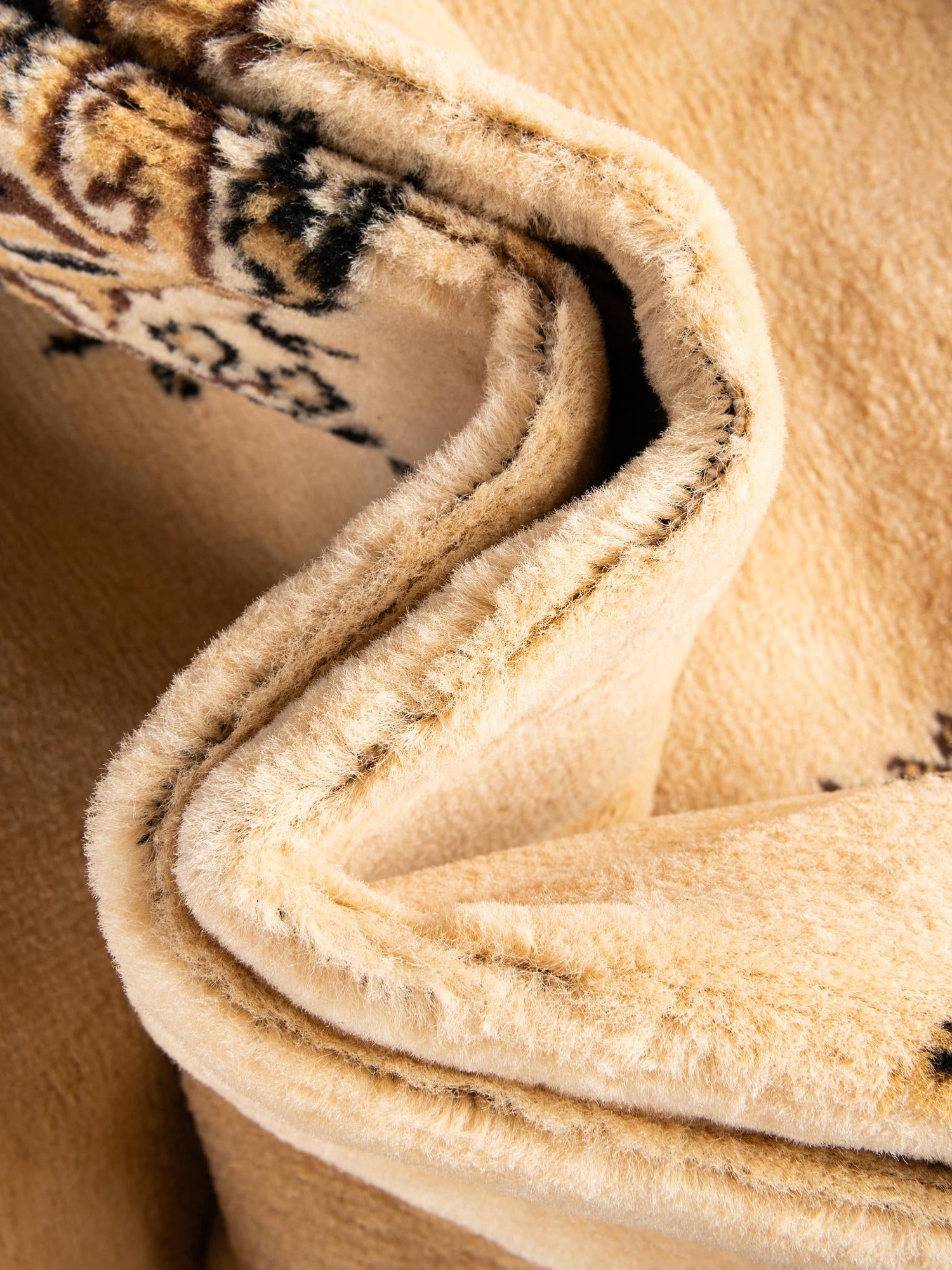 Ivory 5' 3 x 8' Reza Rectangle Area Rug 100% Polypropylene Easy Clean Traditional Motif Classic Carpet for Home Interiors for Sale at Rug Engine