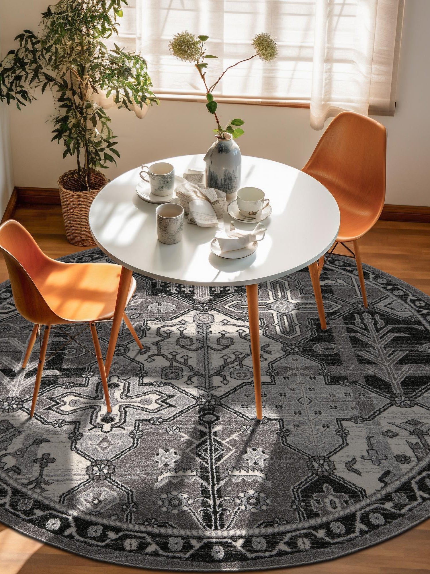Gray 7' 10 x 7' 10 La Jolla Round Area Rug 100% Polypropylene Traditional Pattern Easy Clean Carpet for Living, Dining, Bedroom, Office for Sale at Rug Engine