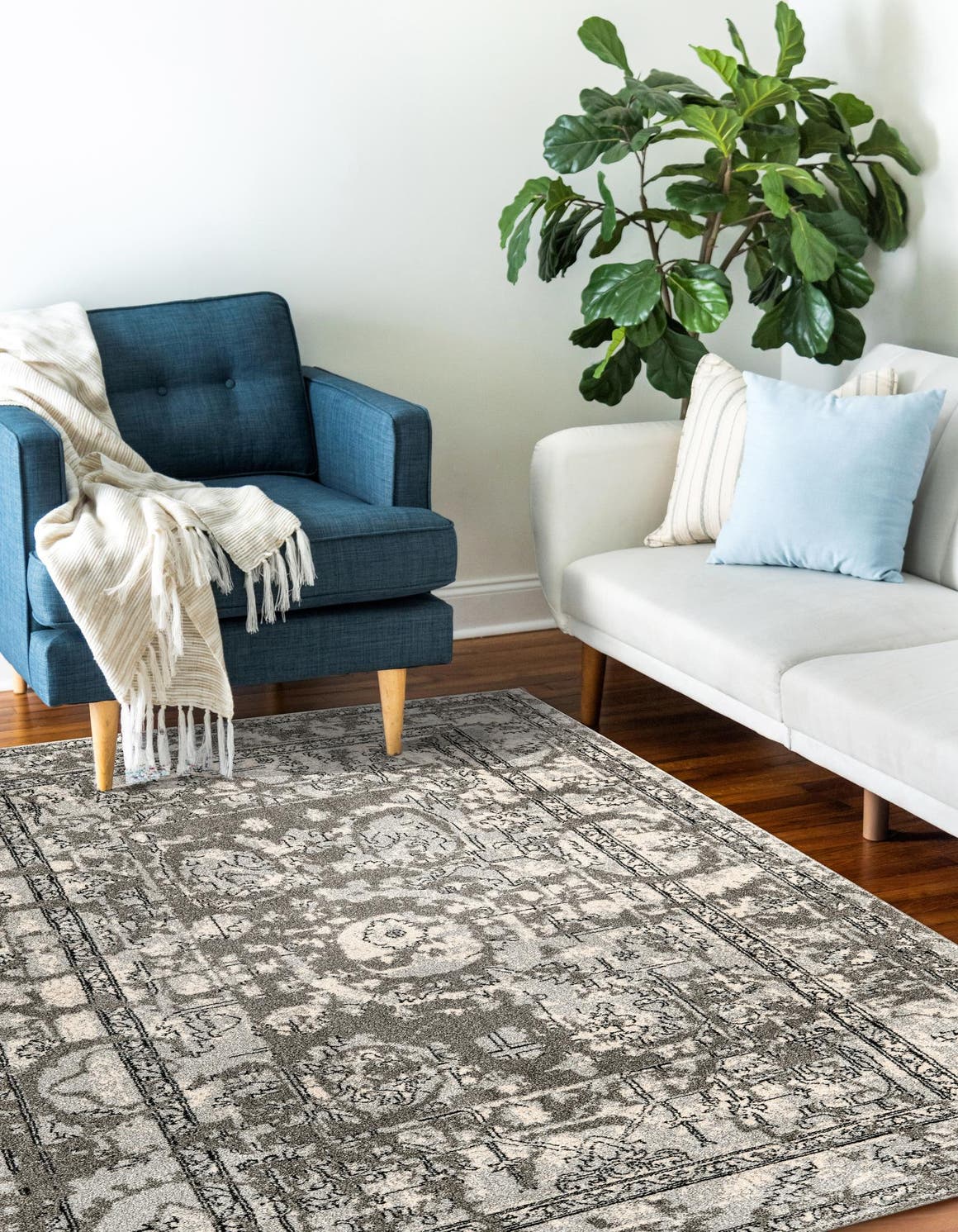 Gray 3' 1 x 5' 3 La Jolla Rectangle Area Rug 100% Polypropylene Traditional Pattern Easy Clean Carpet for Living, Dining, Bedroom, Office for Sale at Rug Engine