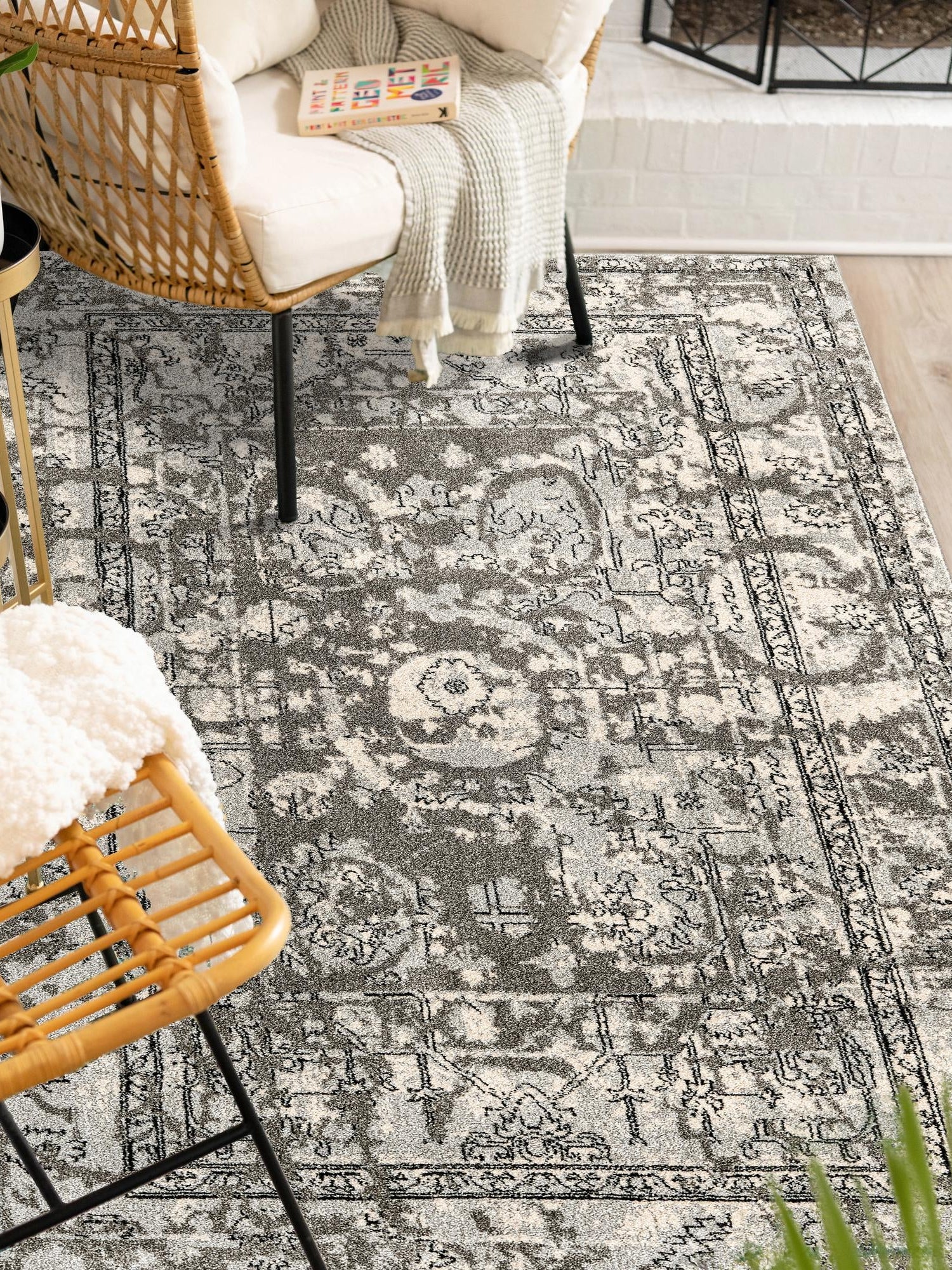 Gray 3' 1 x 5' 3 La Jolla Rectangle Area Rug 100% Polypropylene Traditional Pattern Easy Clean Carpet for Living, Dining, Bedroom, Office for Sale at Rug Engine